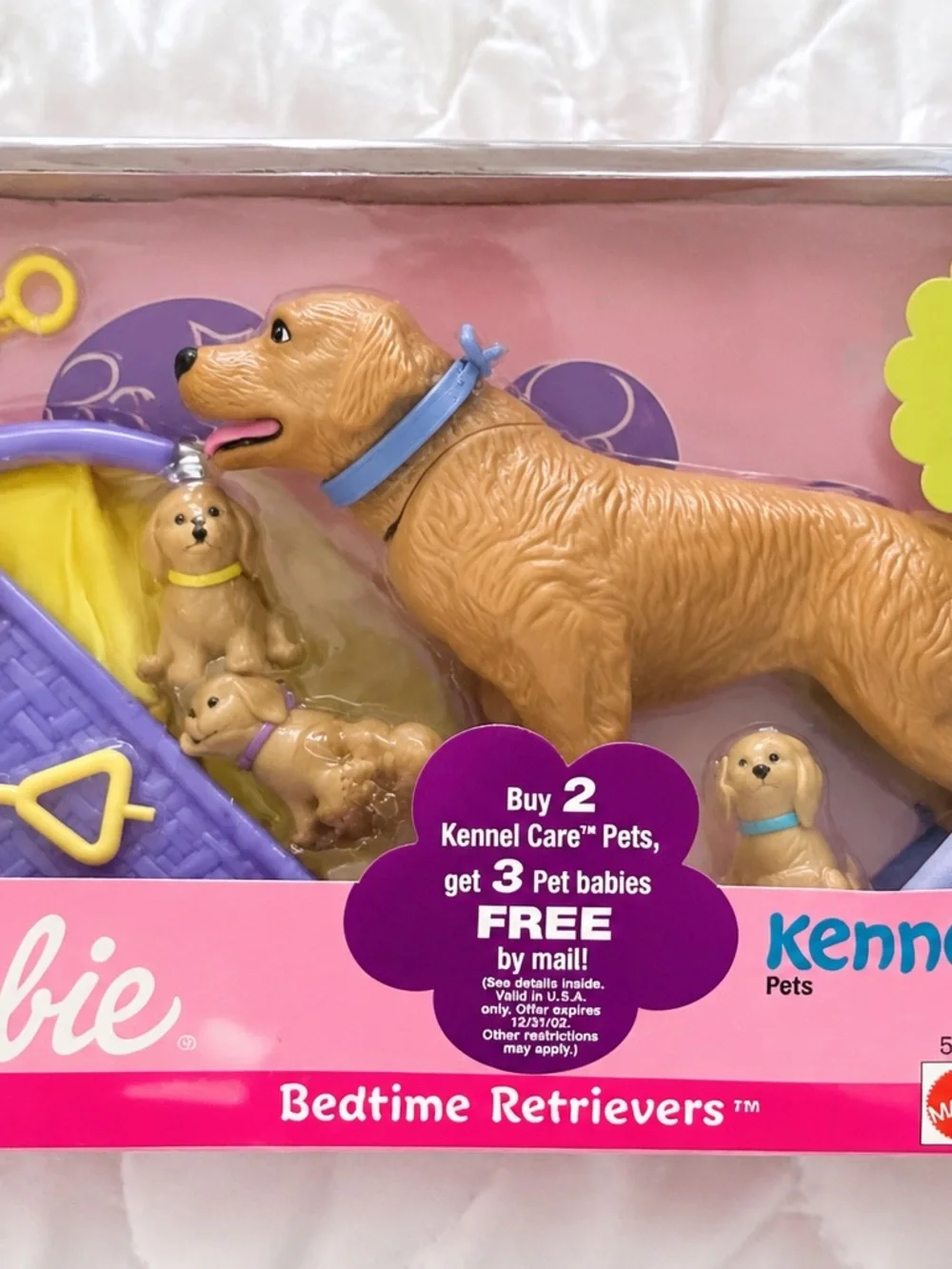 2001 Barbie Bedtime Retrievers Playset – Tan Dogs with Blue and Purple Collars